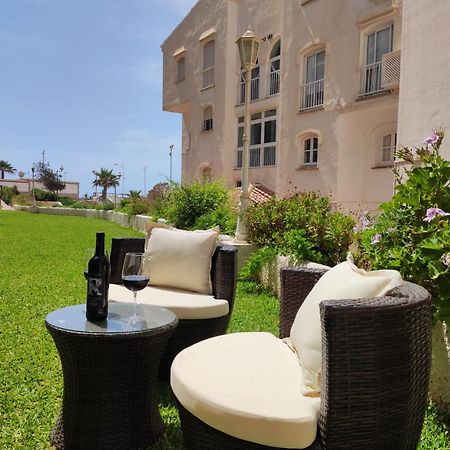 1 Bedroom Beachfront Apartment At Torecilla Beach Nerja Exterior photo