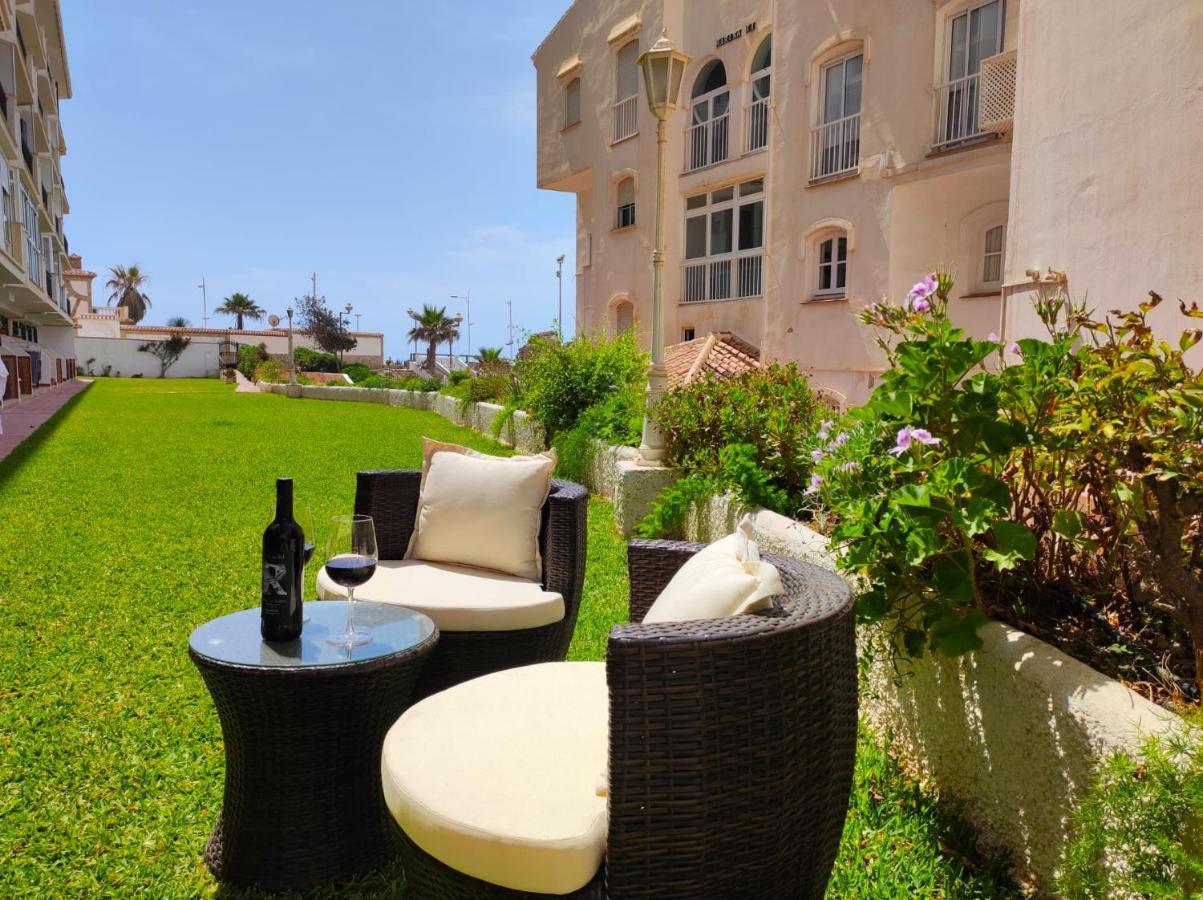 1 Bedroom Beachfront Apartment At Torecilla Beach Nerja Exterior photo